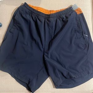 Like new BIRDDOG shorts in such amazing colors for summer!